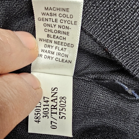 Banana Republic Luxury Blend Sweater Navy Silk Cotton Cashmere VNeck Mens Size L - Picture 6 of 8